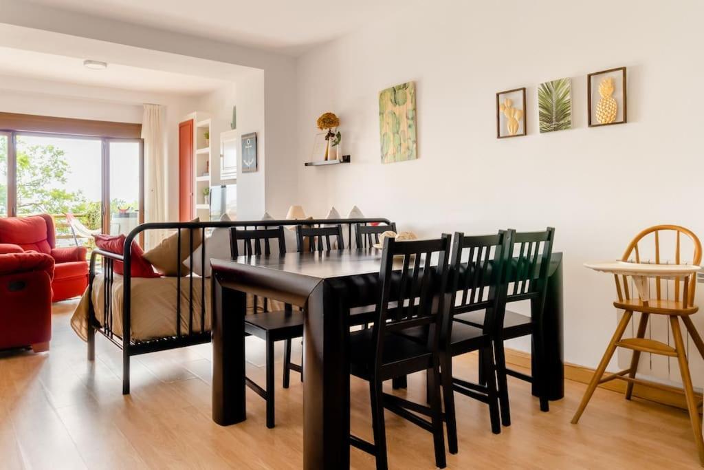 Casa De Las Flores - Apartamento Con Jardin Privado Frente A La Playa De Comillas Buitenkant foto