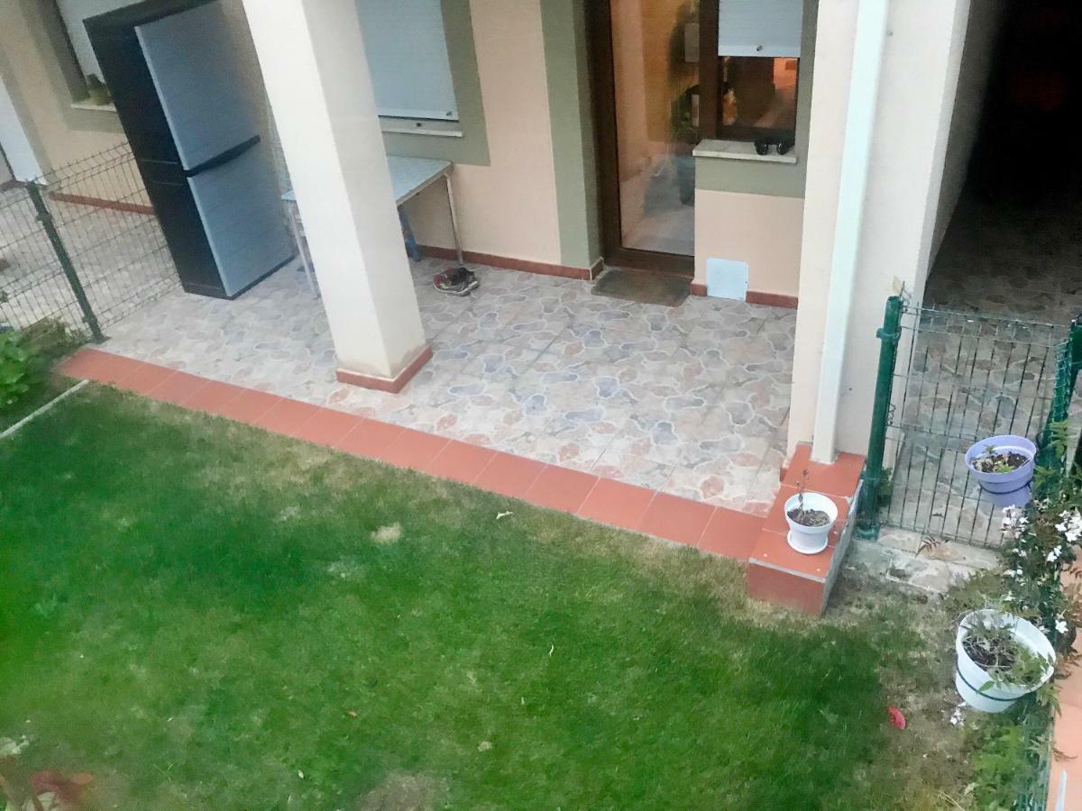 Casa De Las Flores - Apartamento Con Jardin Privado Frente A La Playa De Comillas Buitenkant foto