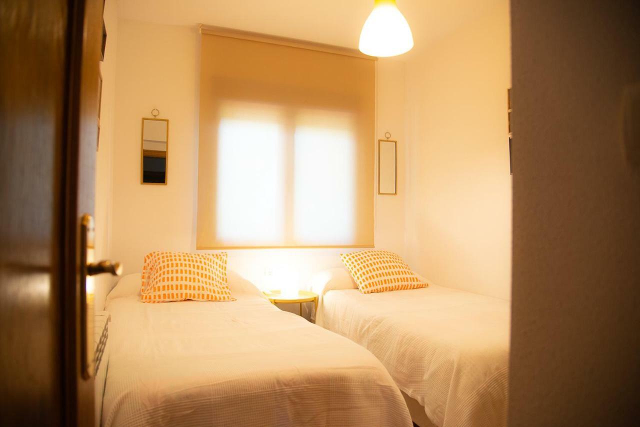Casa De Las Flores - Apartamento Con Jardin Privado Frente A La Playa De Comillas Buitenkant foto