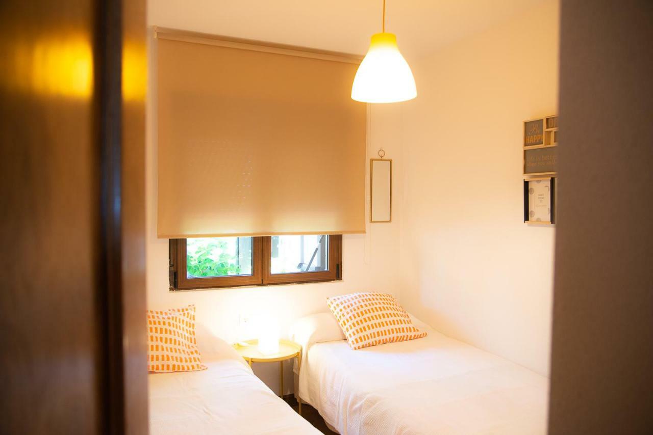 Casa De Las Flores - Apartamento Con Jardin Privado Frente A La Playa De Comillas Buitenkant foto